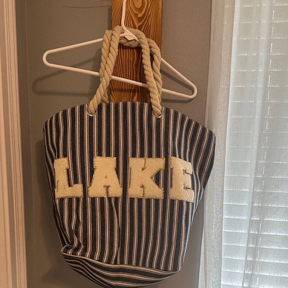 Striped Tote Bag with 'LAKE' Letters